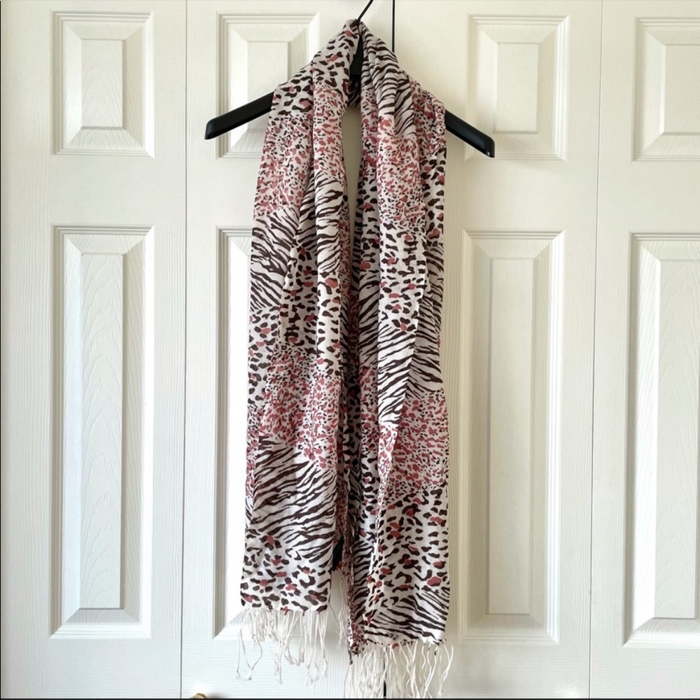 New Leopard Print Thin Scarf